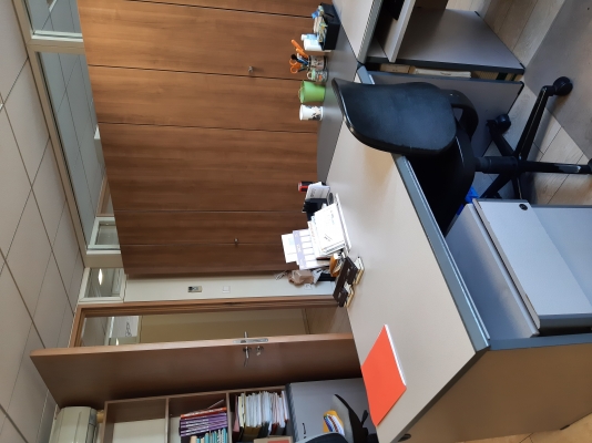 bureau n°2.jpg